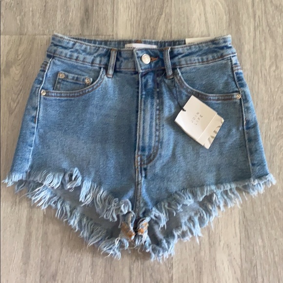 Zara Denim Shorts - Picture 1 of 5